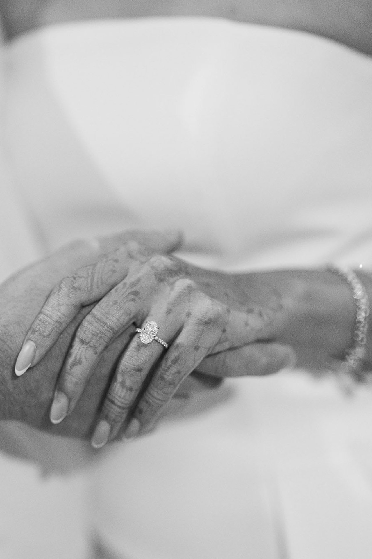 Close-up of Emily’s hand with wedding ring luxury Jewish Wedding Tuscany